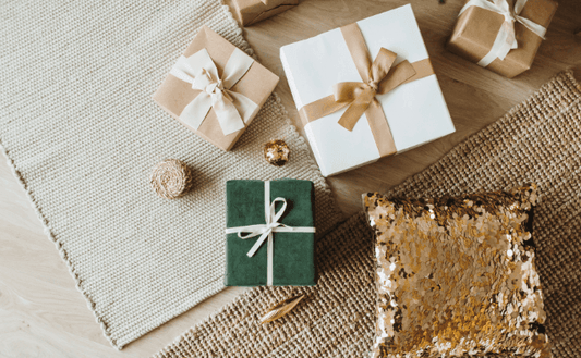 Celebrate Raksha Bandhan with Sweet Scents and Delightful Treats: The Ultimate Rakhi Gift Hamper Guide - Pluugin Store