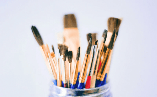 The Art of Choosing: A Guide to Selecting the Right Paintbrush for Different Painting Styles