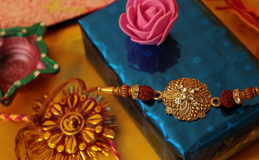 The Allure of Fragrance: Elevating Rakshabandhan with WPC Perfumes